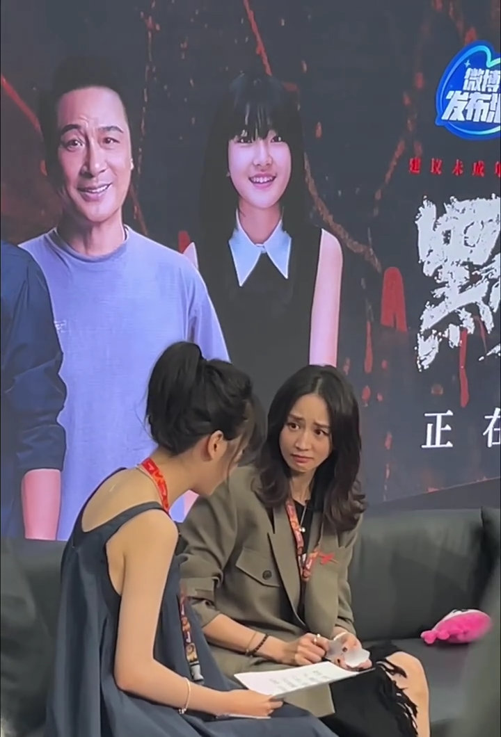 #王圣迪 北京到底有谁在啊#  这次默杀剧组的新浪扫楼直播简直是欢乐的海洋！王圣