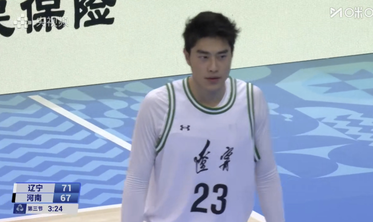 帅也是真的帅，就是还得继续练啊小兄弟 