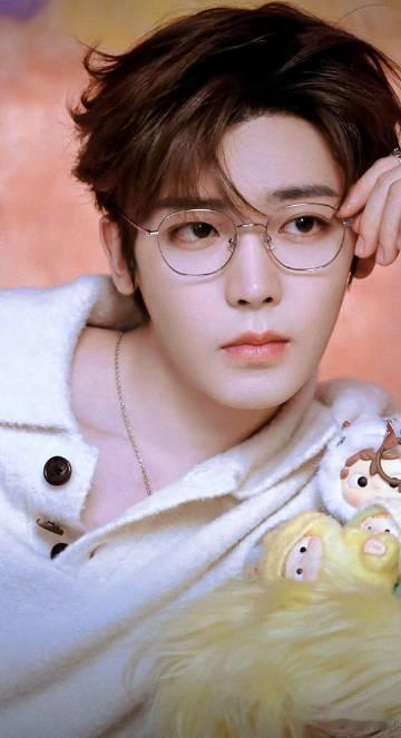 侯明昊音综首演舞台友情提示侯明昊隐藏的记歌小天才 每一首歌都像是一个故事，而侯明