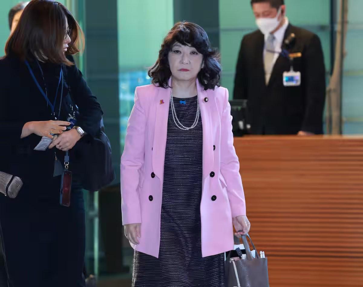 被中方制裁后，日本财长将紧急访美，一边嘴硬一边求援

据多家日媒报道，当地时间1