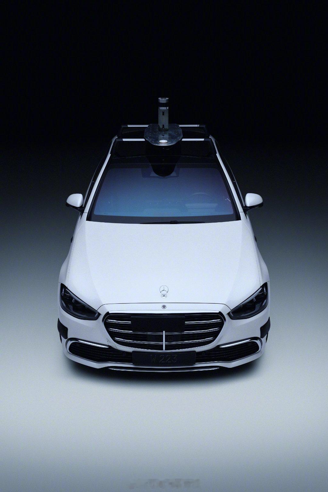 跨越140年的热爱 140年热爱不渝，140载传奇同行！从1886年定义现代汽车