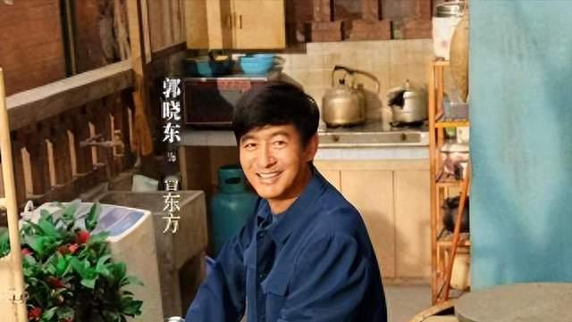 《生逢其时》收视炸了！郭晓东这个严父演得太真实，这演技绝了！