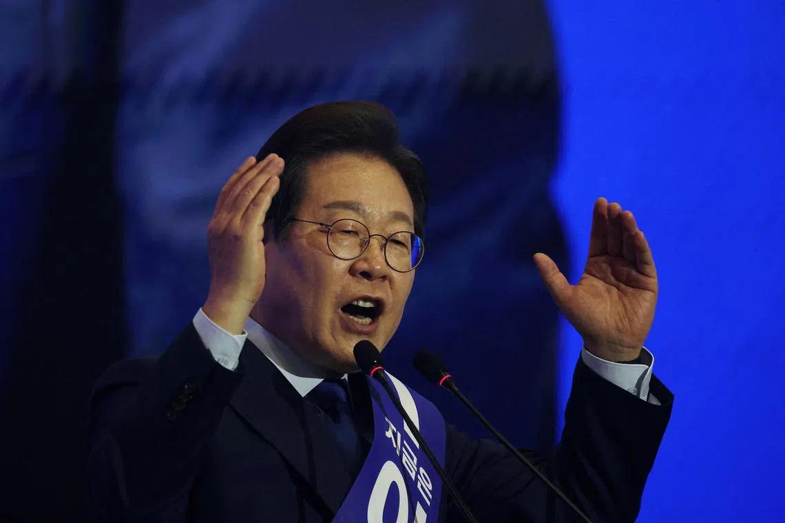 收拾完国内政坛，李在明正面硬刚驻韩美军
搞定韩国检察厅改革后，李在明迅速调转外交