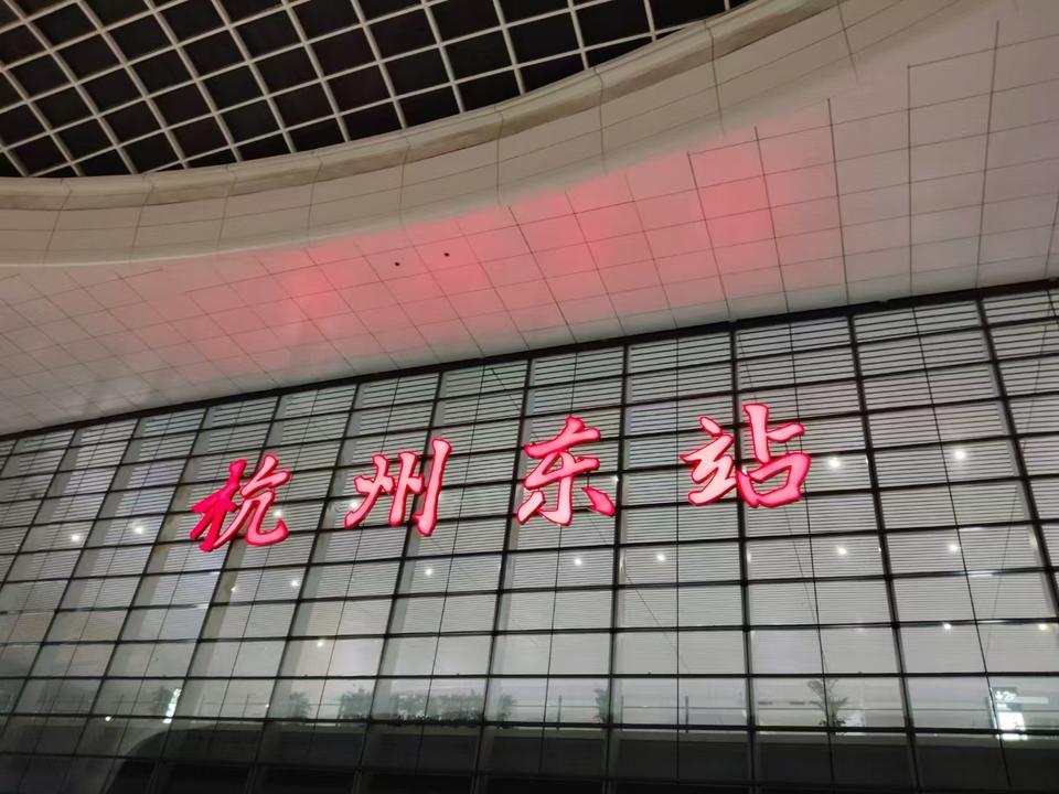 正义行！！关注黄律师弘扬正能量！！！