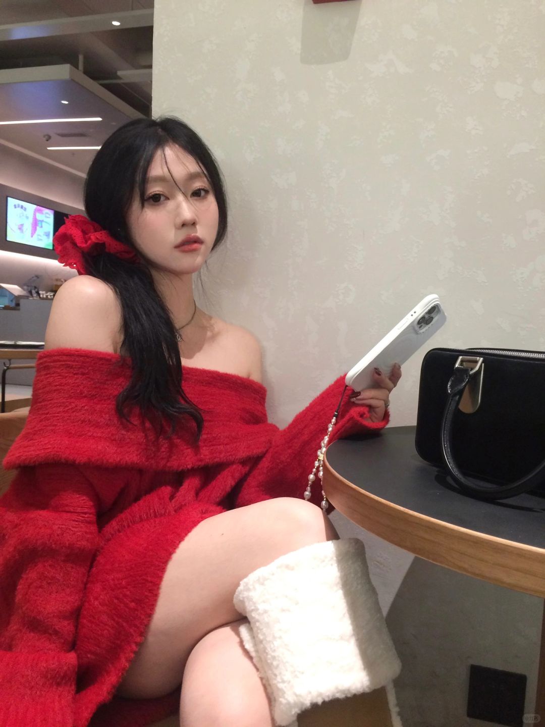 𝐑𝐞𝐝🌹