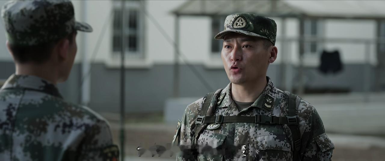 《兵自风中来》里面的杨茂林是真正的兵王啊！

郭子剑随口一说让他去后山勘察地形，