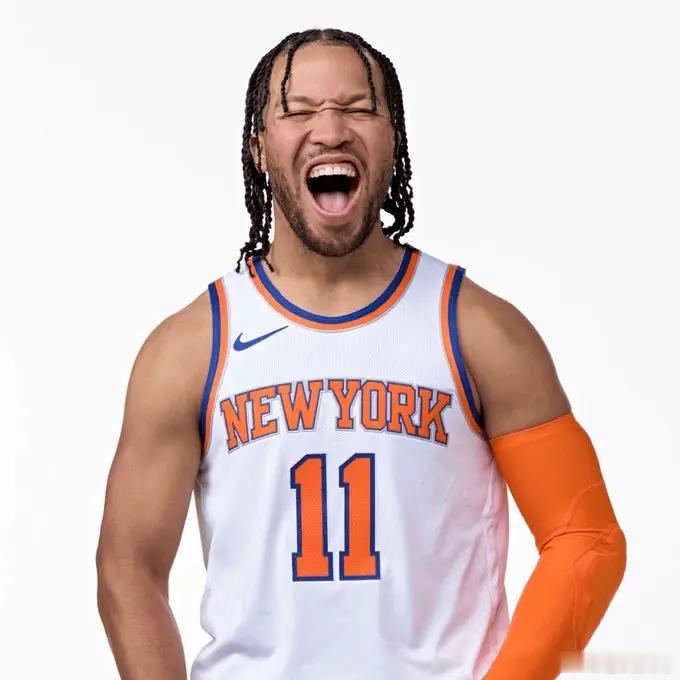 篮球  带伤作战杀死比赛！湖媒：请用一个词来形容今晚的布伦森？NBA总决赛，马刺