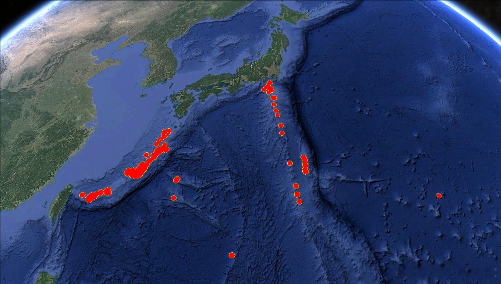 日本再次妄图介入南海 根据二战国际法，这些标红色的地方全部都不是日本合法领土，这