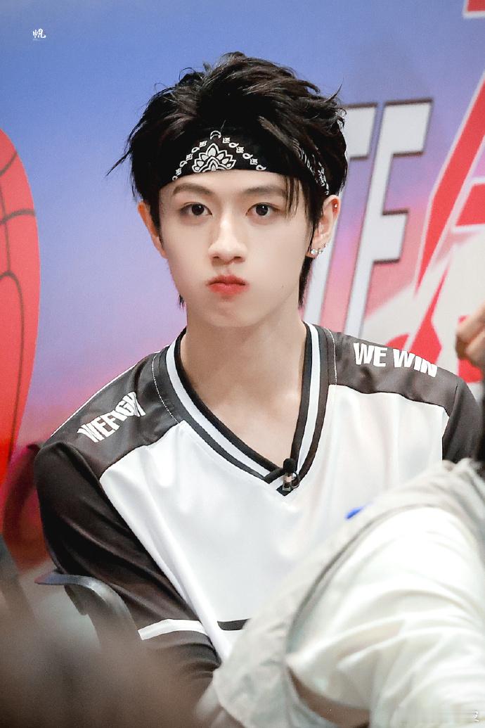 曝朱志鑫加盟五哈6朱志鑫将加盟五哈6曝朱志鑫加盟五哈6！非官宣不约，但我先接一个