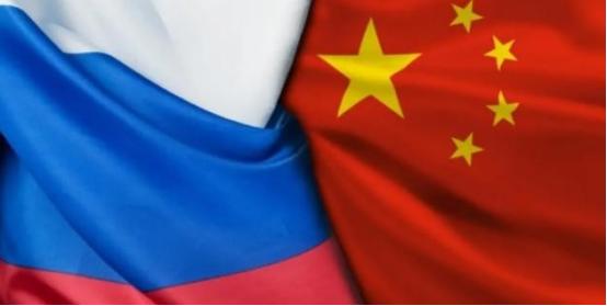 中国应该做出最坏打算，俄罗斯一旦在俄乌冲突中顶不住吃大亏，必须马上启动三件关键的