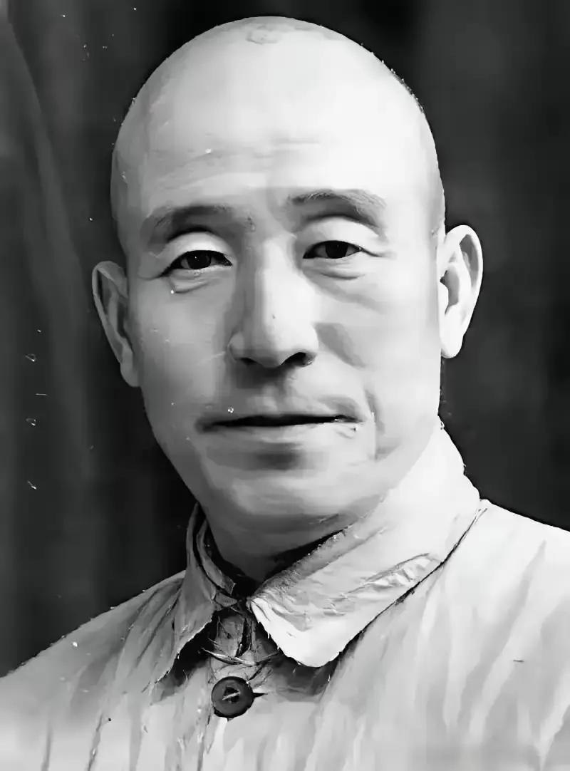 1948年12月22日，新保安城破，35军军长郭景云没打算活。他拔出手枪连开两枪
