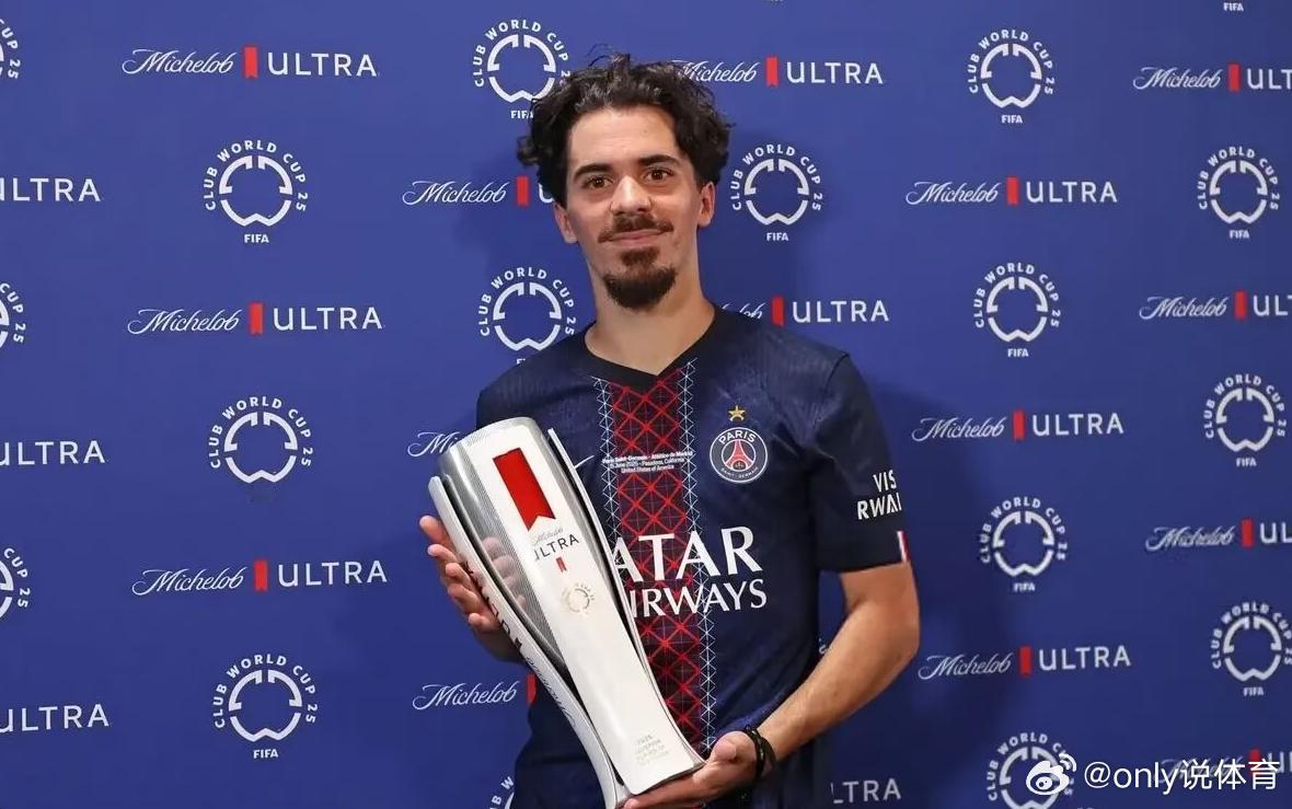 据塞尔电台记者Héctor González的消息，若维尼修斯不续约，皇马考虑追