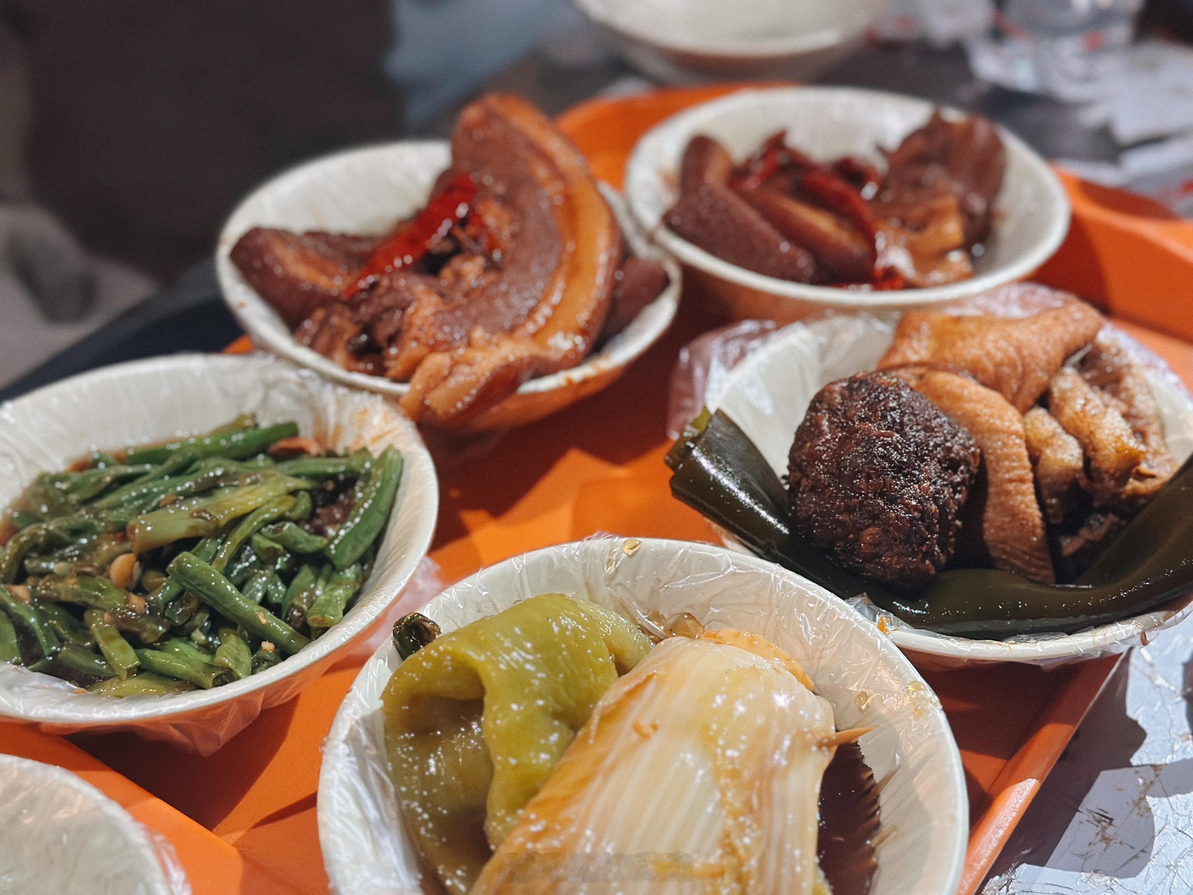 三孔桥这家每晚都要排队的把子肉——泓序把子肉太顶了太好吃了！！！！！！ 济南·泓