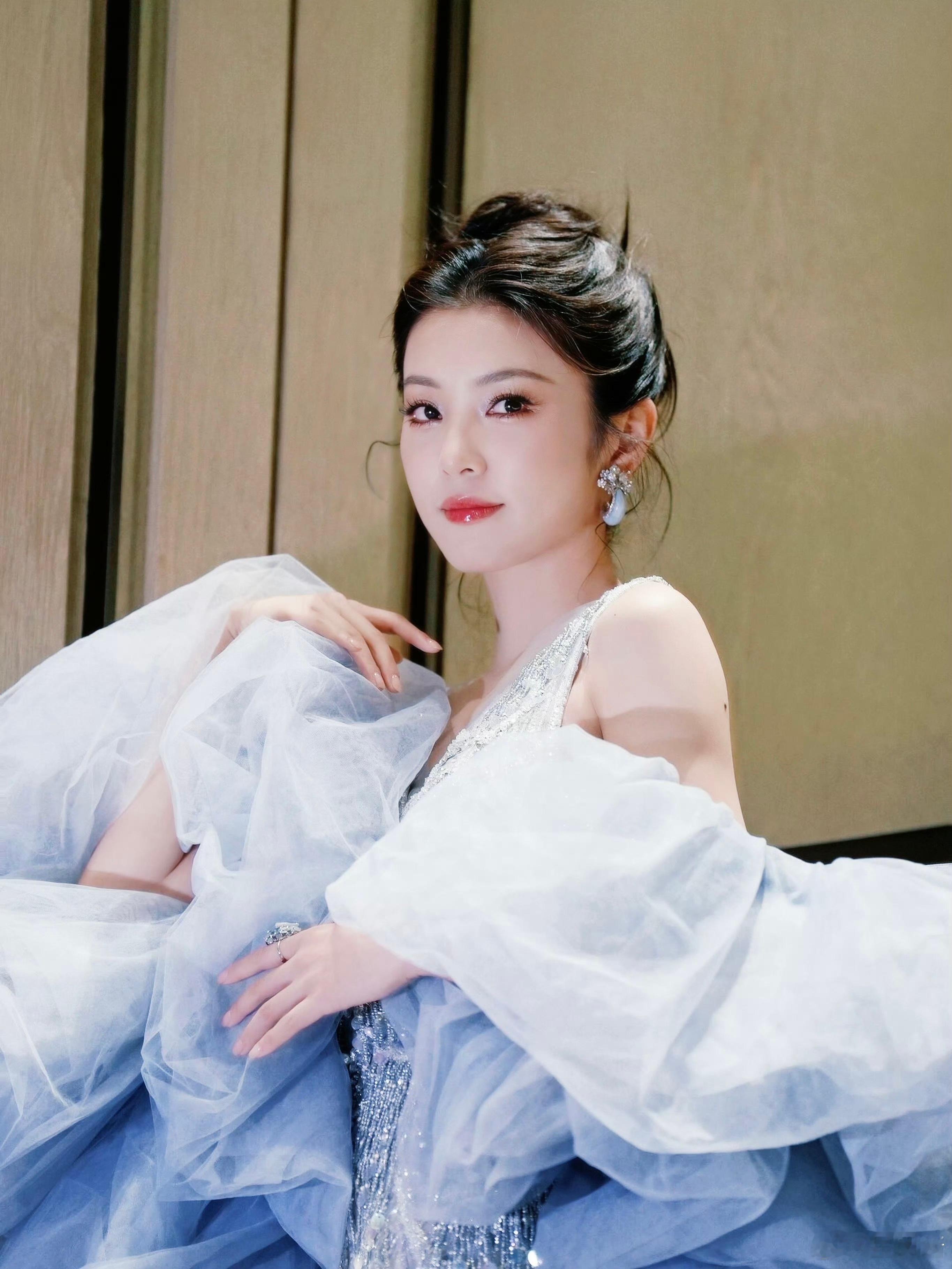 央视跨年晚会李云霄荣登2026年央视跨年晚会，这也是李云霄今年继央视元宵晚会、央