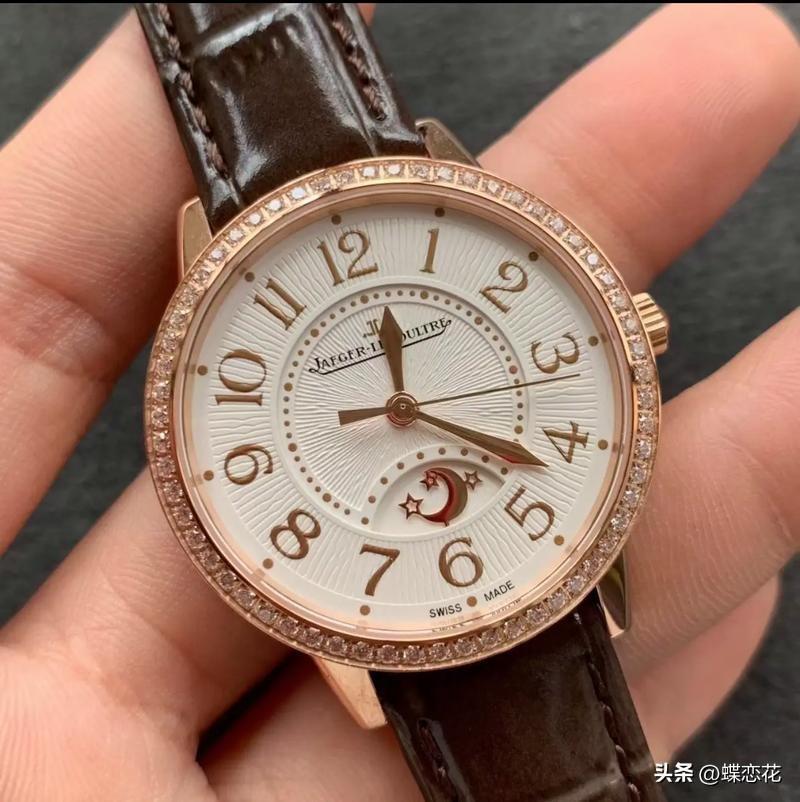 武汉市这户人家，心里正打着一个解不开的结。儿子女朋友初次登门，家里包了一万零一的