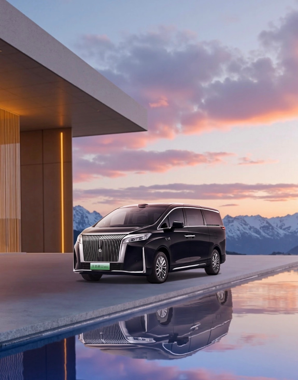 早上从珠海坐了一个多小时到深圳机场，飞了3个小时，现在落大兴了，还要坐一个多小时