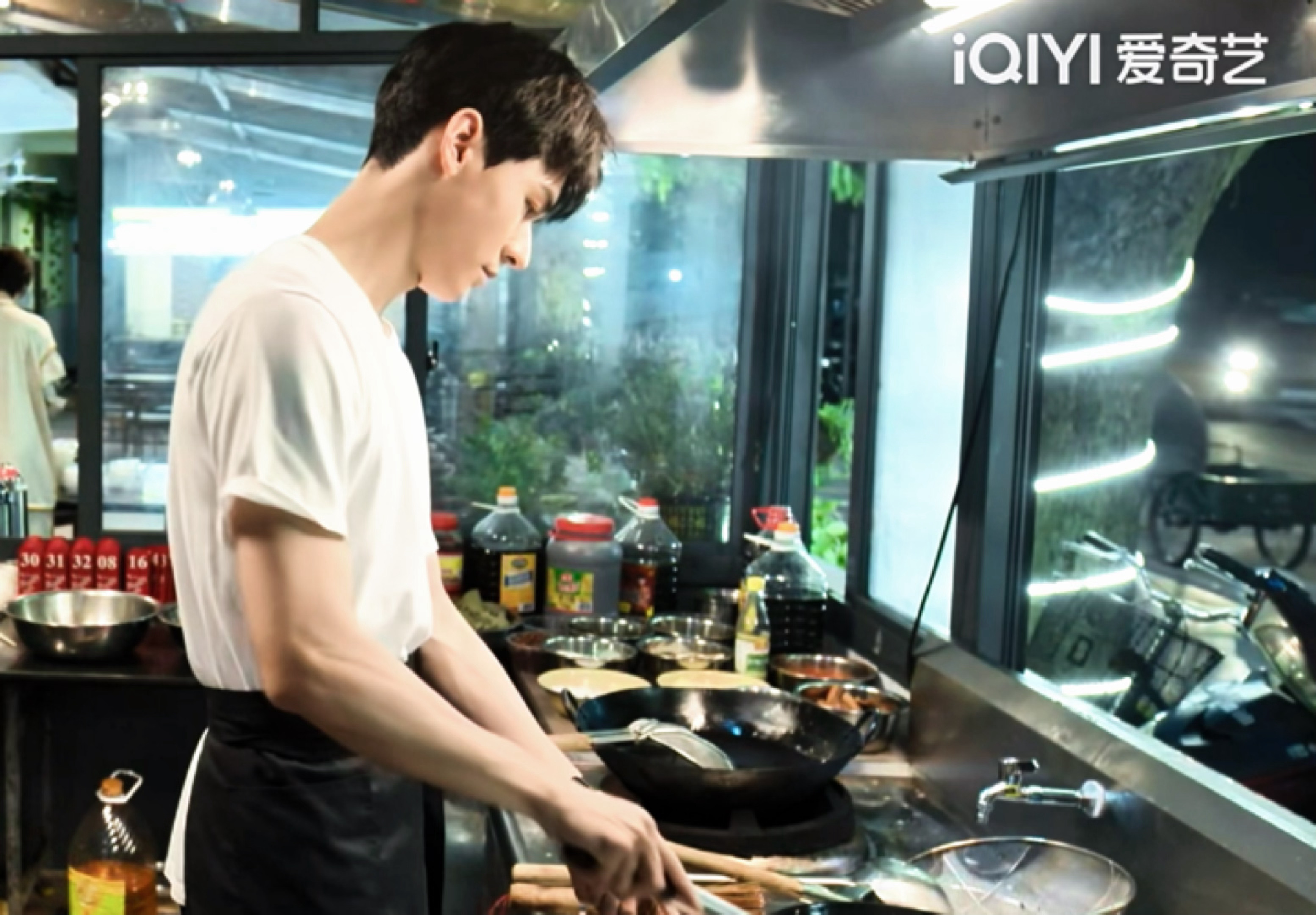 特别人夫感的一段🥺🤲和叶谦警官一起开小饭馆的日子🥰龚俊做饭人夫感风过留痕开