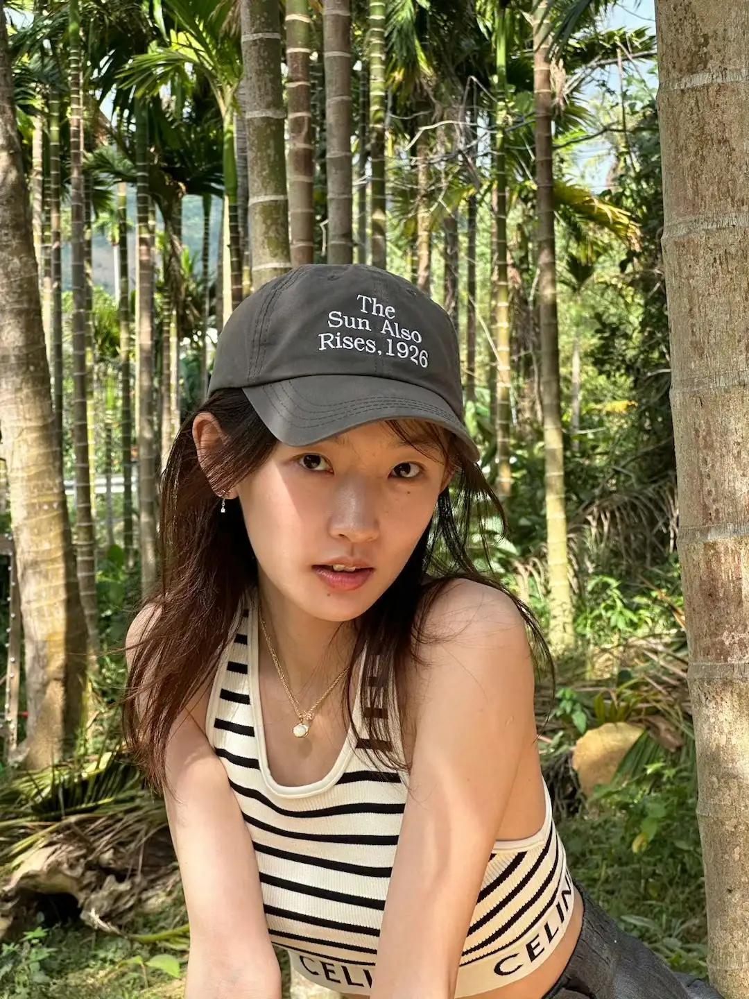 女人可不要乱点脸上的痣，有的痣可是别人想长也未必能有的，比如泪痣等。

不感觉周