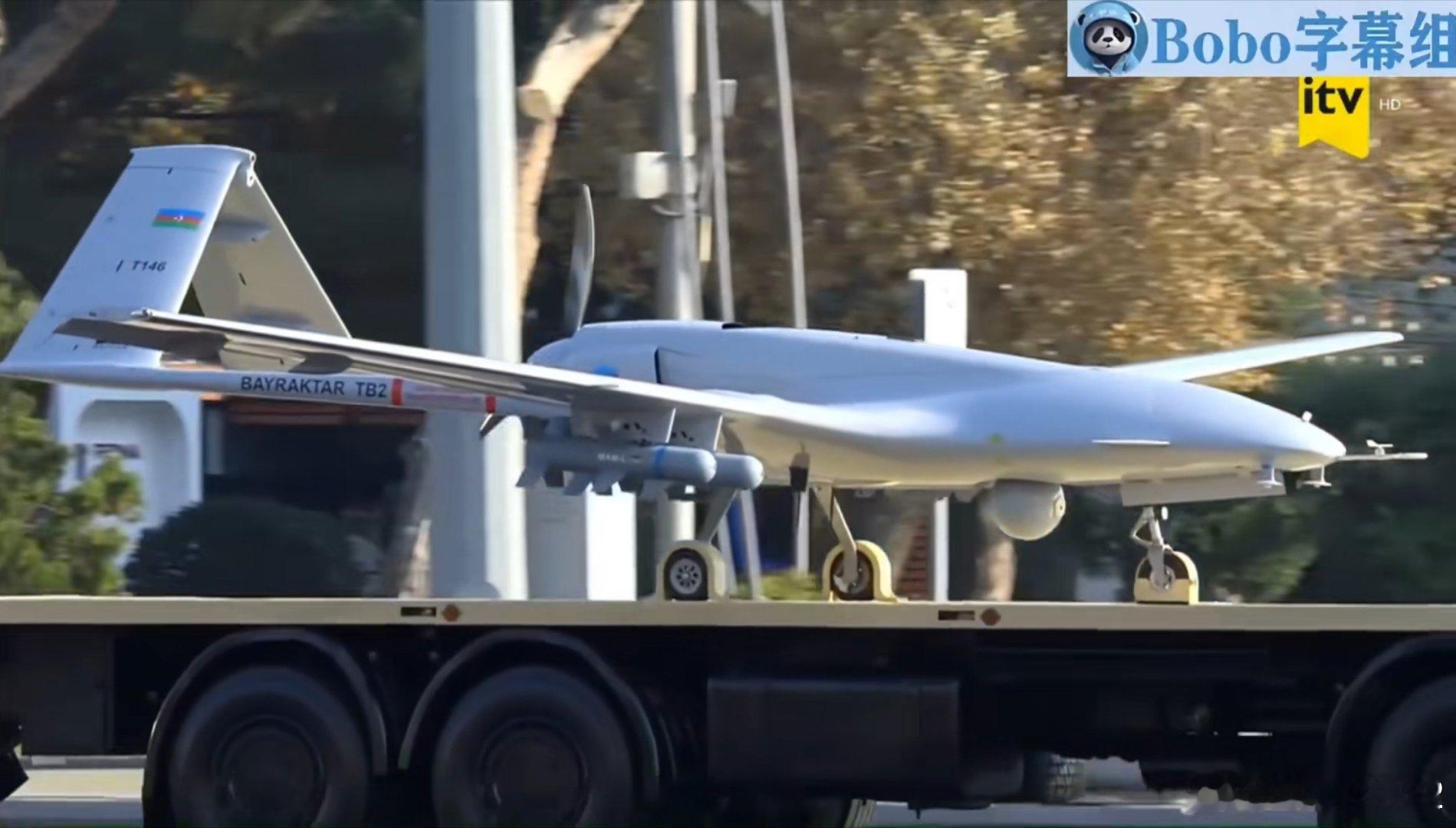 阿塞拜疆的无人机 阅兵展示的无人机基本上被以色列包圆了。图1就不说了，知道的都知