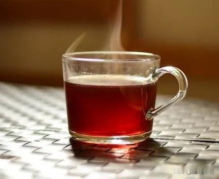 共勉：
无人理睬时，坚定执着；
有人羡慕时，心如止水。