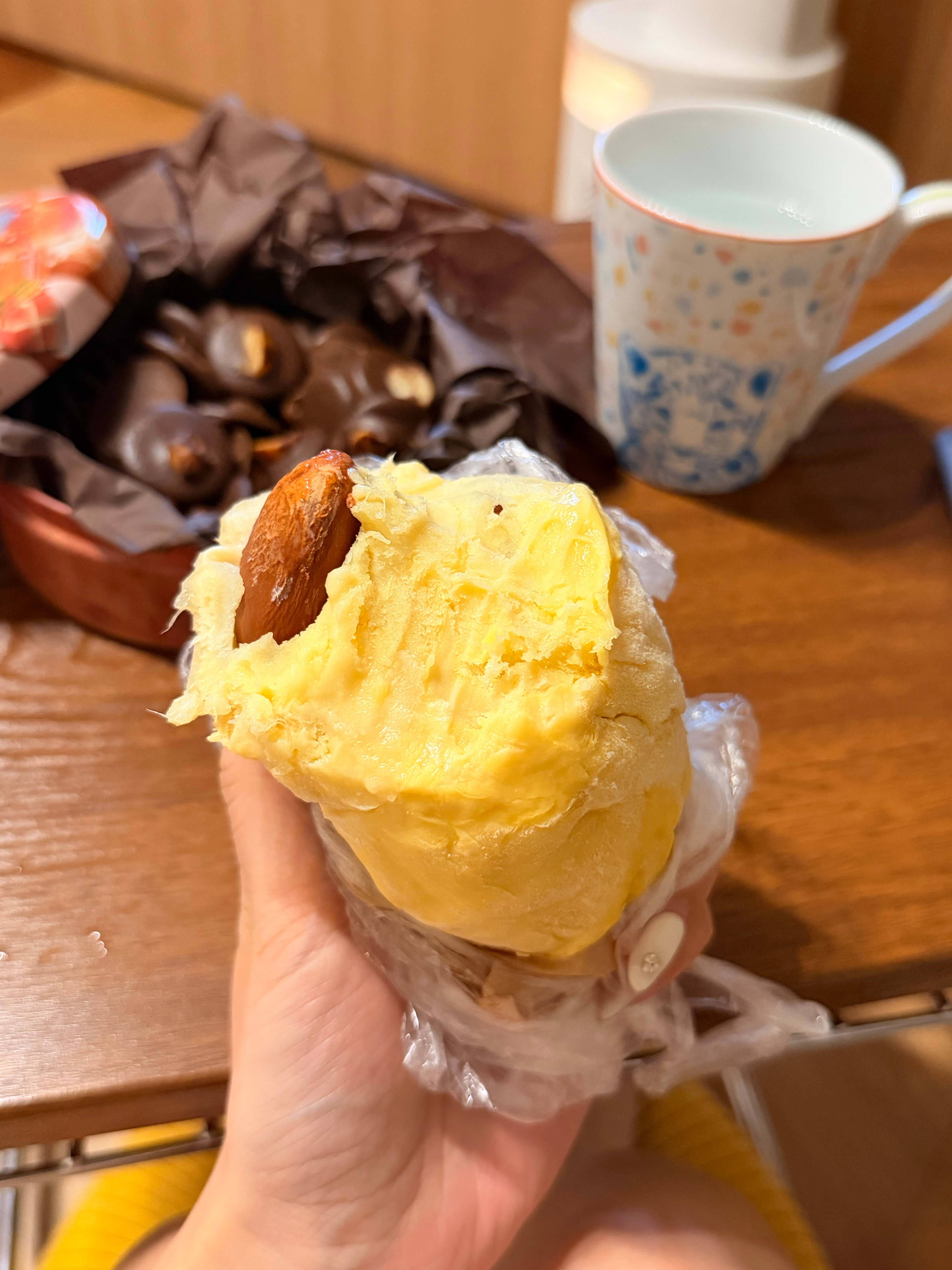 《孩子睡了》 吃个大馒头