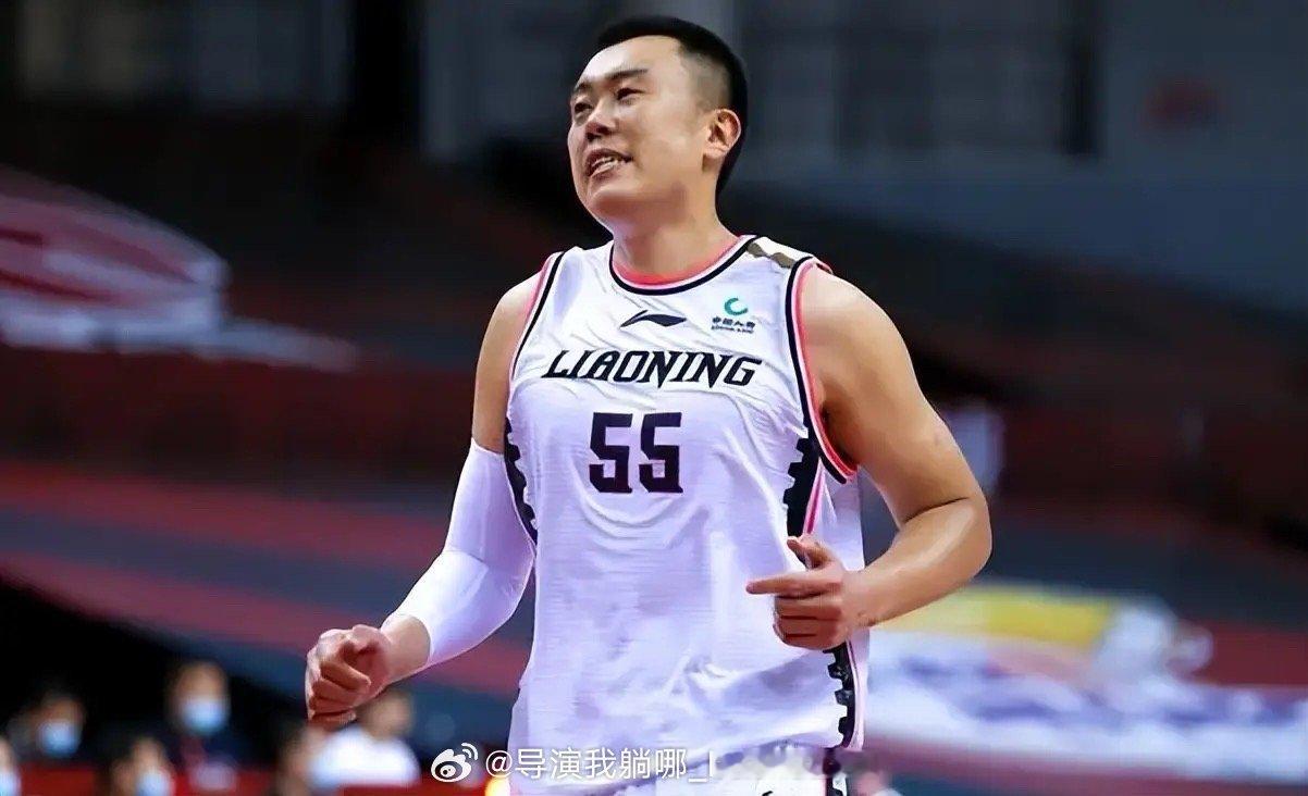 CBA的转会窗口已经在昨晚关闭，目前辽宁男篮新赛季名单还剩下最后一个悬念就是队长