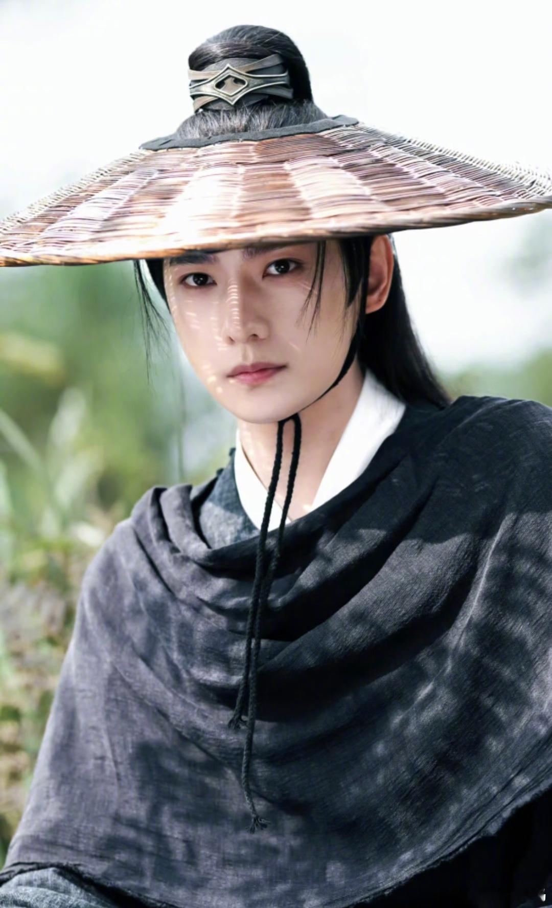 真假的，杨洋的雨霖铃明天要定档了吗！ 昨天还是快两百万预约，今天已经快三百万了，