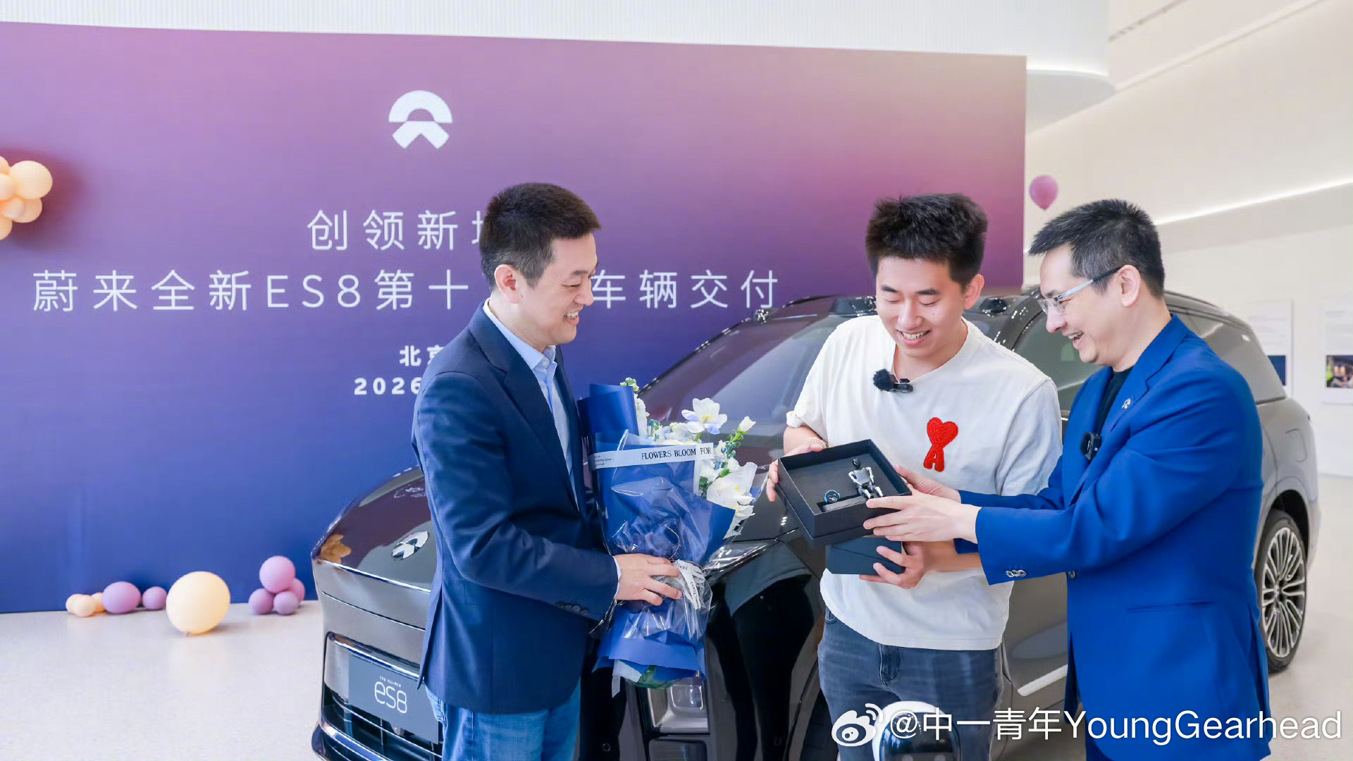 1台车7个月狂揽400亿 4月23日，蔚来官方微博宣布，全新ES8自2025年9