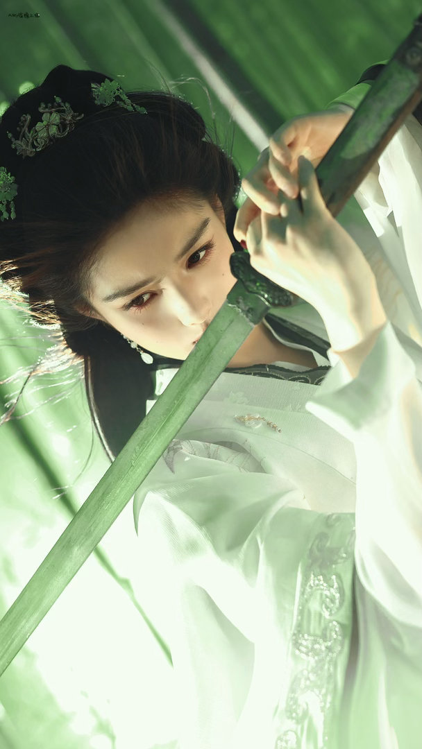 小艾真是美鼠我了…… 
