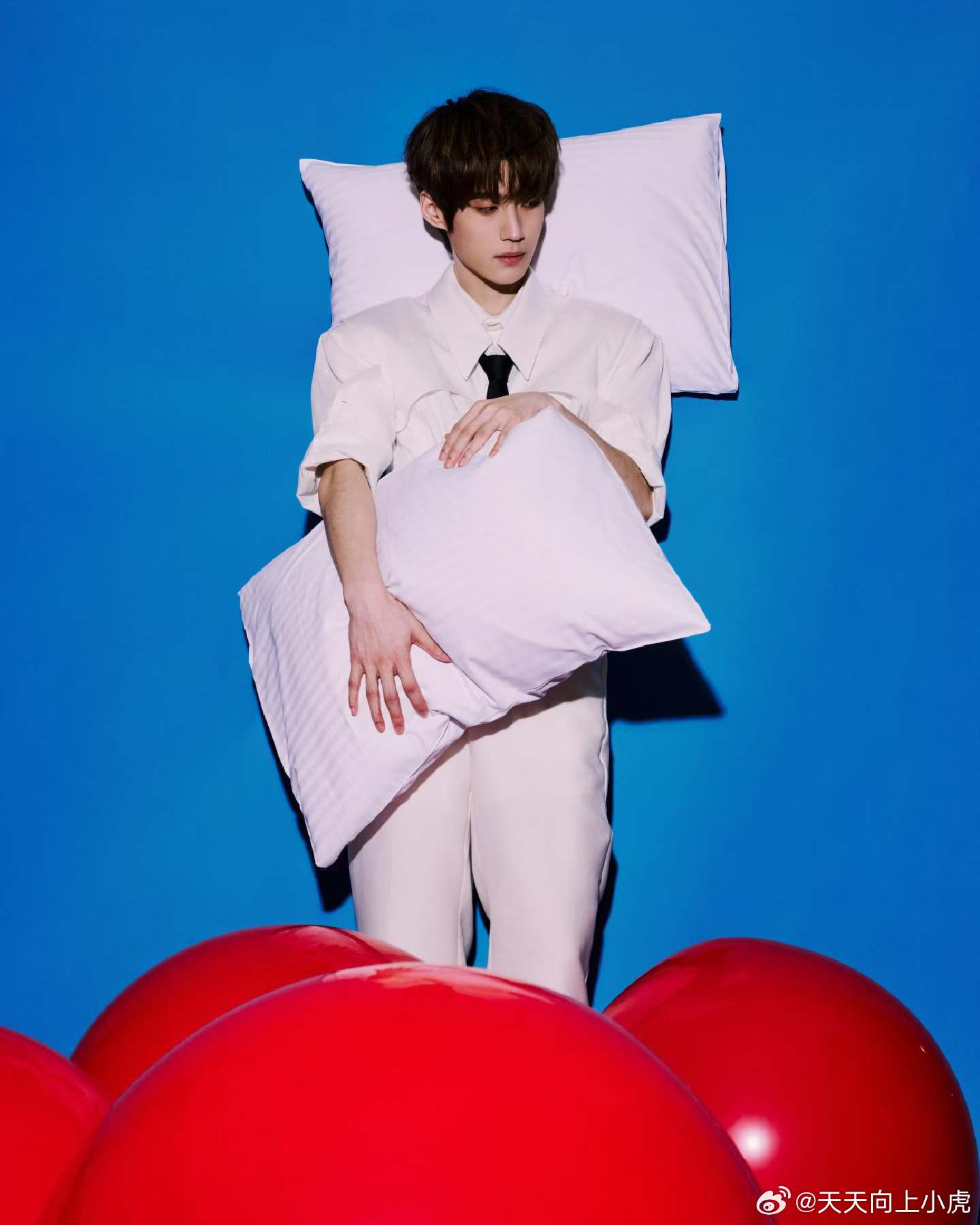 江湖夜雨十年灯 边天扬 饰 「 樊兴家 」          白衣翩然🍃俊逸如