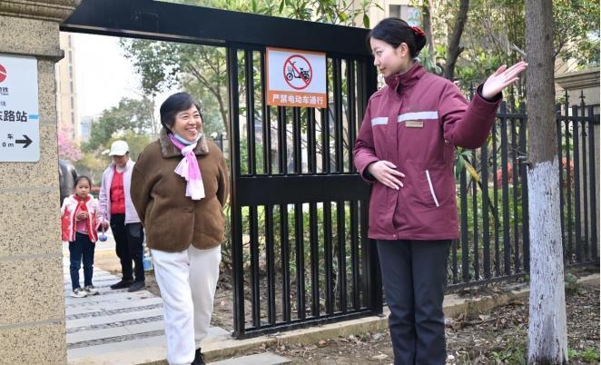 开门+1！【锡地铁高浪东路站便民门正式启用🚪】从绕路15分钟到直达5分钟，步行