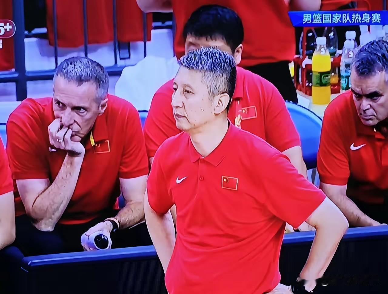 郭士强上任中国男篮主教练后，高诗岩成为国家队常客。

高诗岩   1996年出生