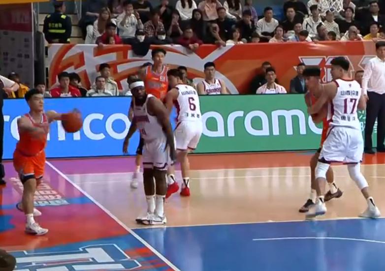 迪亚洛23+12+6，张宁16+6，山西男篮末节大逆转险胜终结福建三连胜！北京时