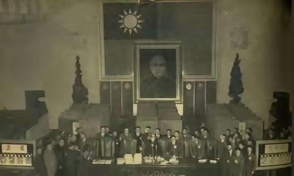 统一台湾最大阻碍，不是美国，也不是台独。而是“中华民国”这个称号

这事说来有点