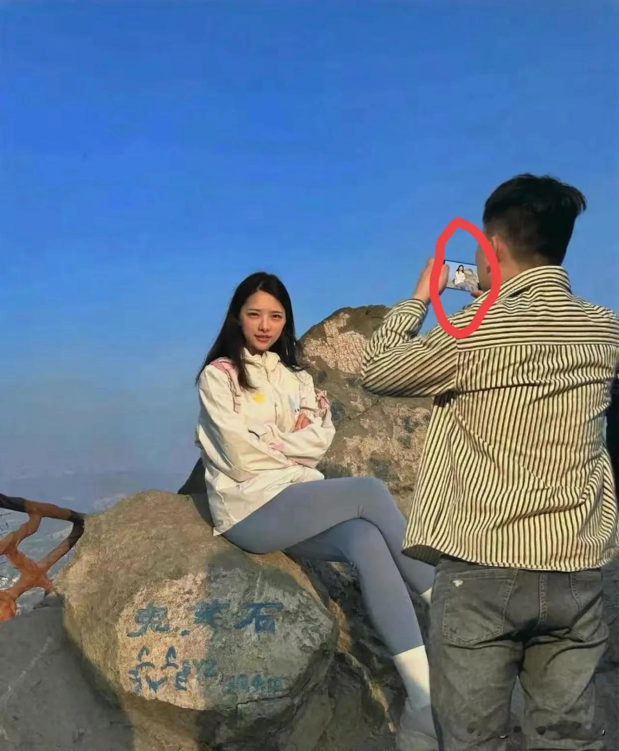 你拍你的
我拍我的