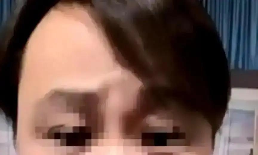 掉粉1.3万，他还能翻身吗？
 
闫云达直播间的灯牌越来越少。年初每场还能稳在3