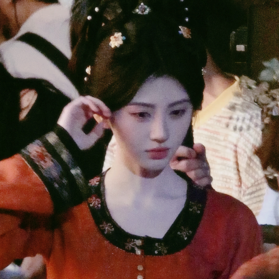 吸收小猪能量！[猪头][奥特曼]﻿﻿鞠婧祎苏绿夏 ​​​