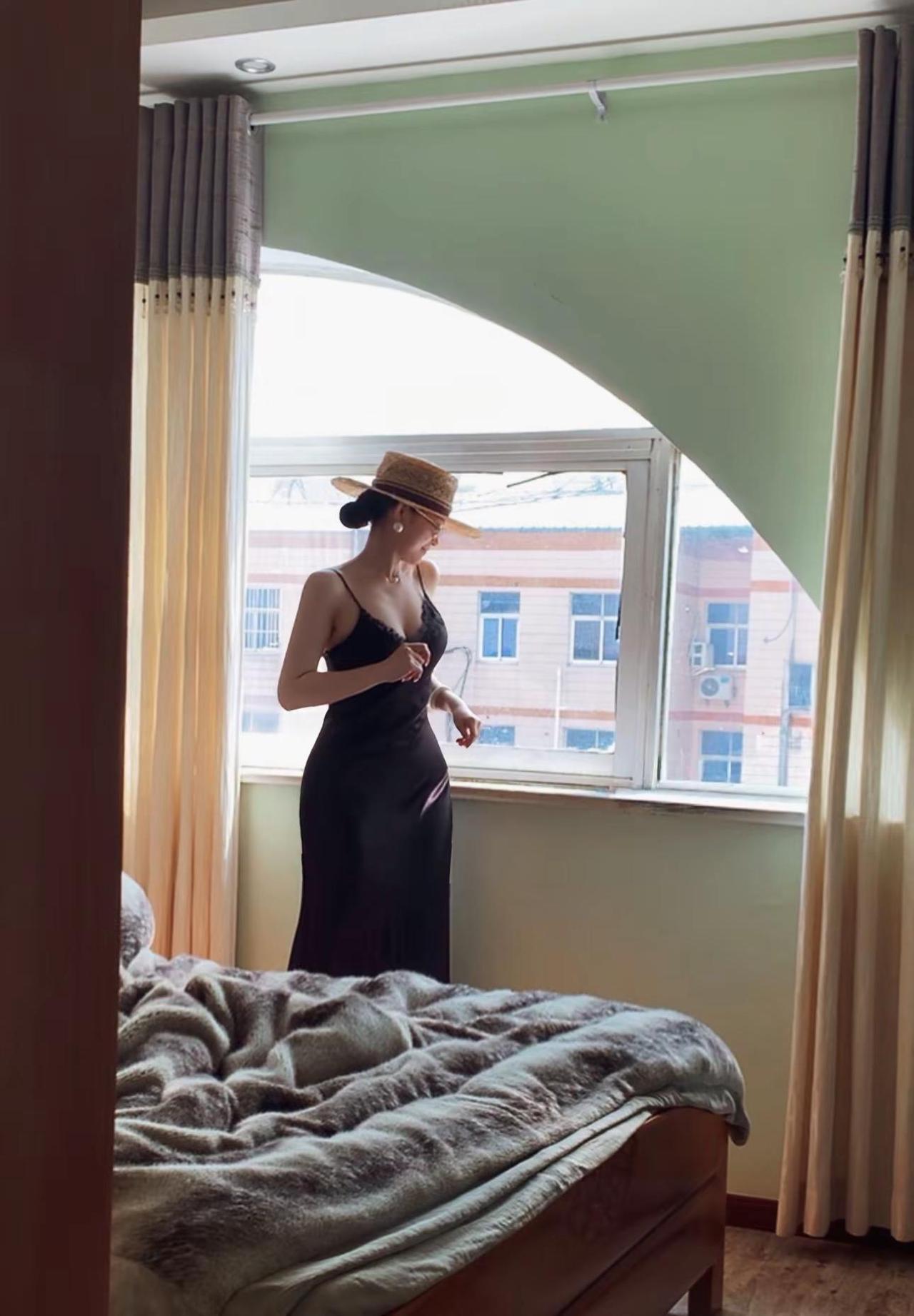 心动慵懒吊带长裙 生活vlog