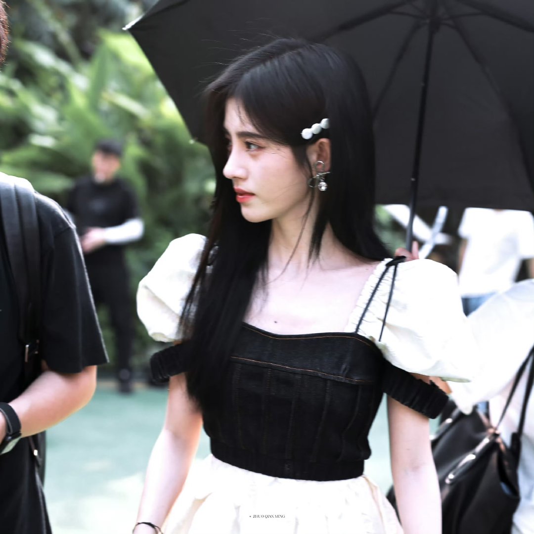 鞠婧祎帕莎预热鞠婧祎代言帕莎鞠婧祎代言帕莎眼镜预热，解锁新代言，期待 