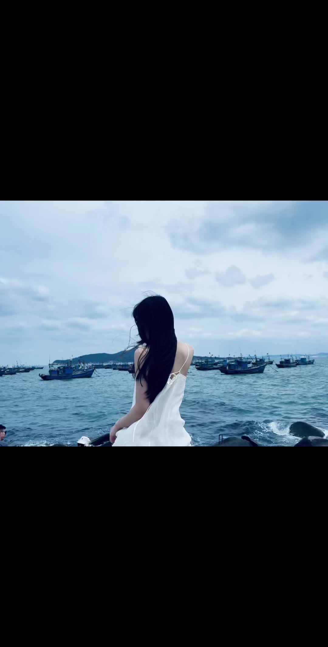 看海本身就是一件很浪漫的事