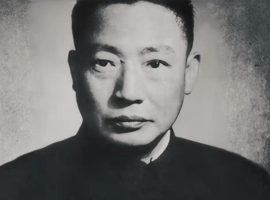 毛人凤哇，如果不得罪建丰同志，估计还可以多活几年，竟然看不透老蒋心思，和蒋家太子