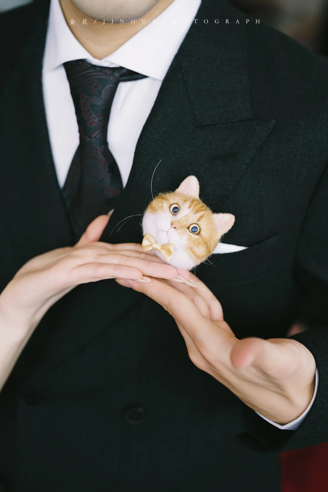好久不见，咪去参加爸爸妈妈的婚礼啦