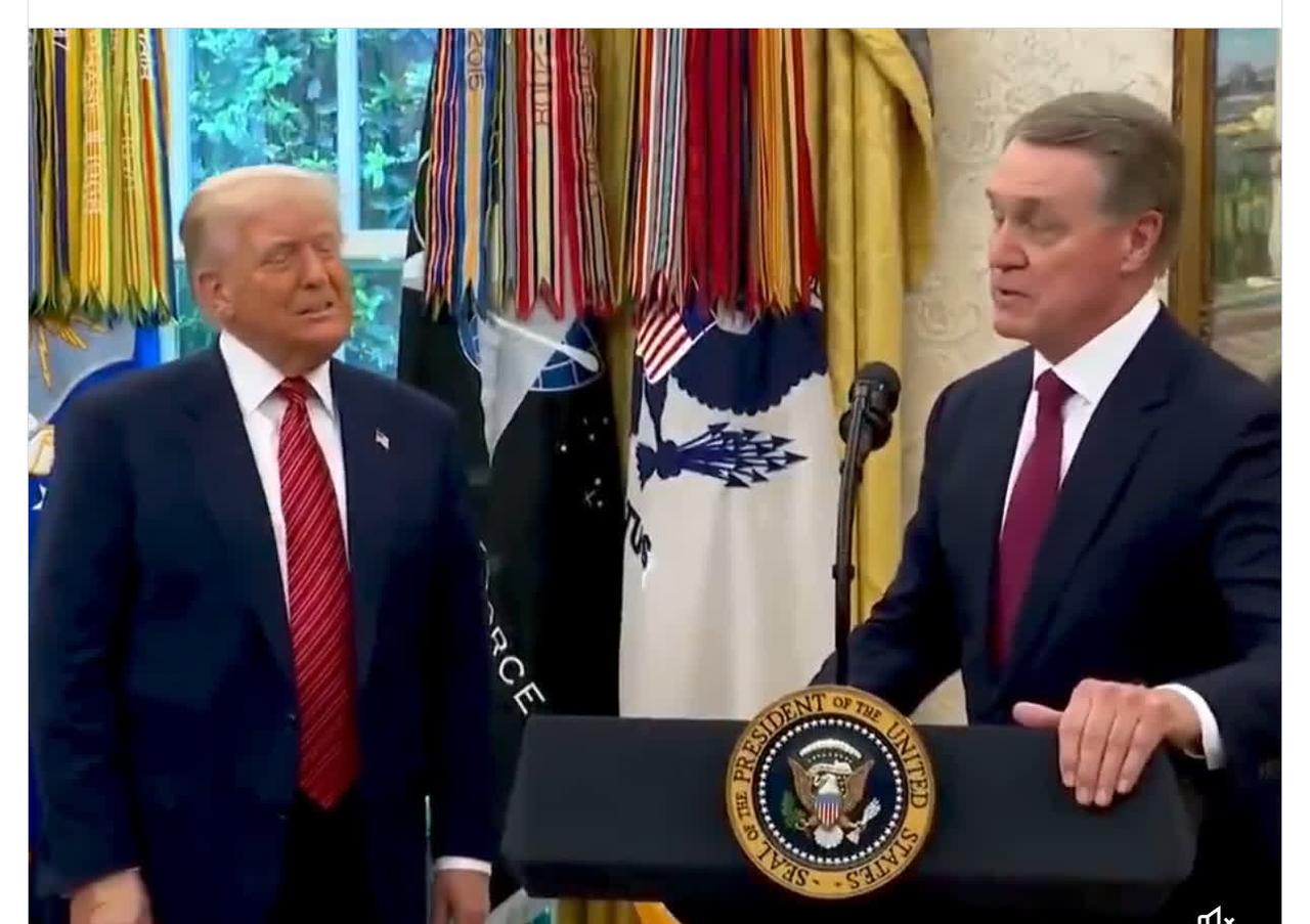 美国驻华大使庞德伟宣誓就职后发表感言：“我想让这个世界都知道，我了解他（川普）这