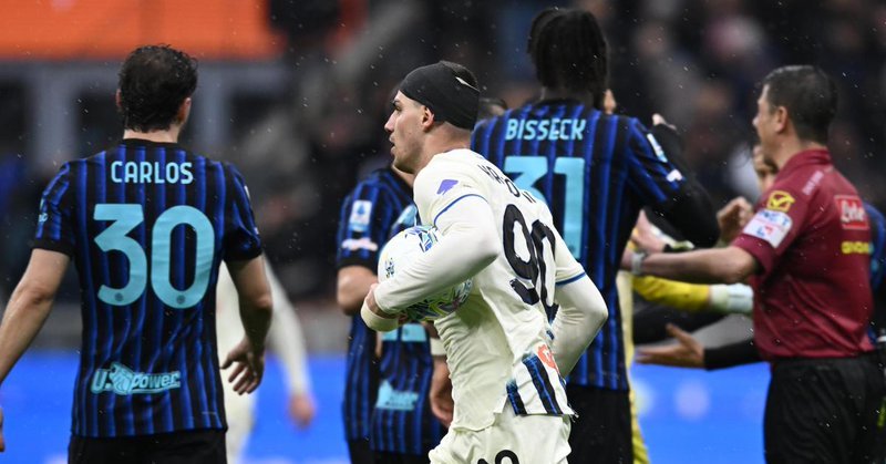 📢 国米赛后风波：科拉罗夫与吉姆西蒂在比赛结束时发生冲突，球员们围成一团，具体