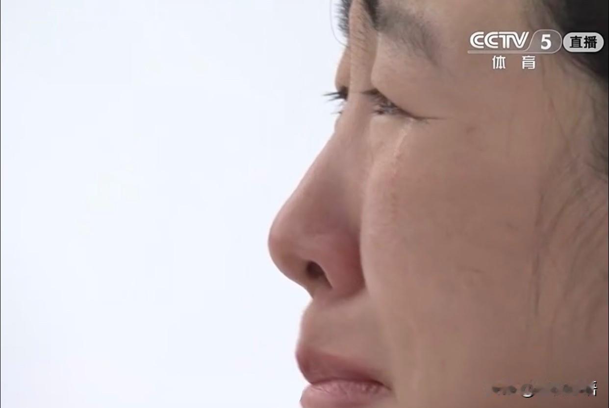 “中国女人放弃自己太早了”的含金量，被徐梦桃狠狠拉高！
36岁的她站在米兰冬奥领