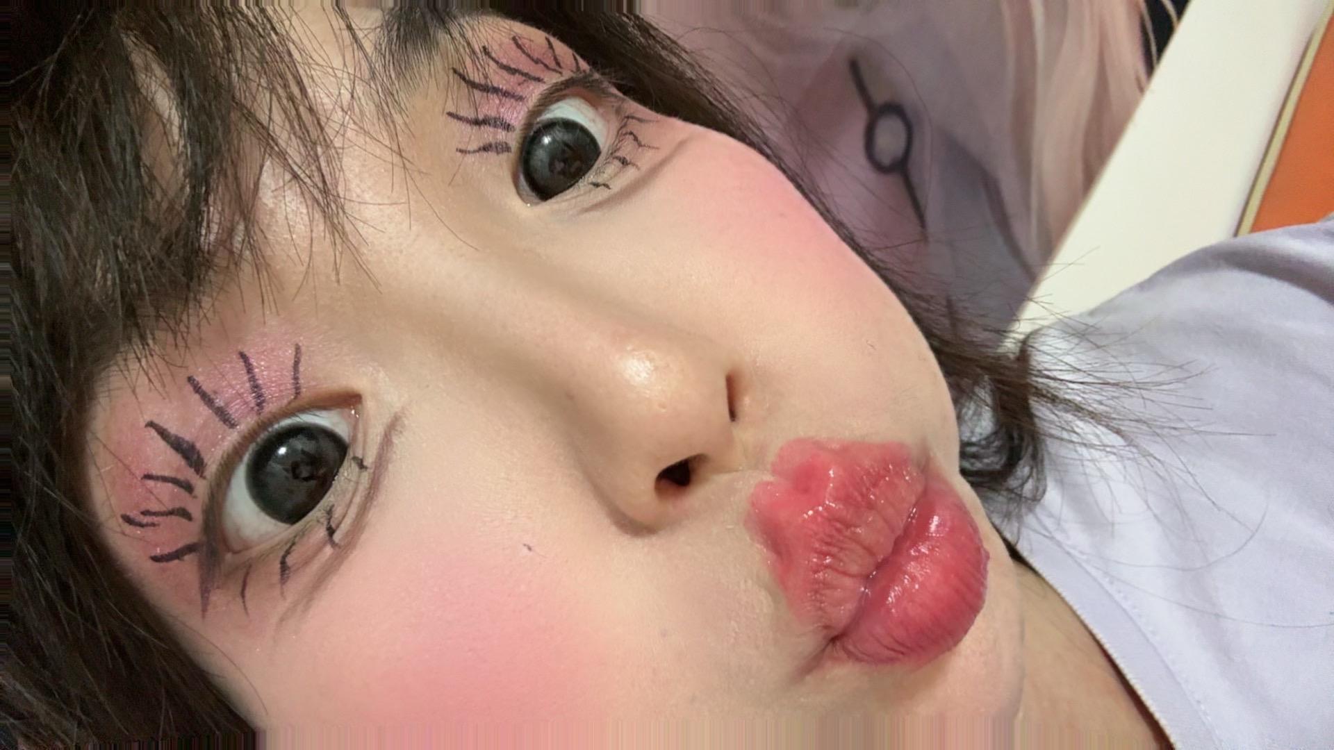 好好享受生活吧，人生比抽象文案更搞笑