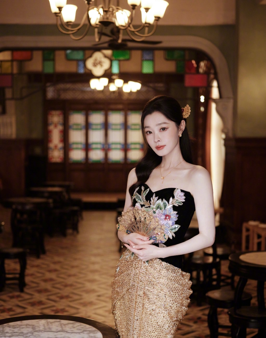 宋轶你就这样宠我们吧！给我们拍的新壁纸笑纳了 