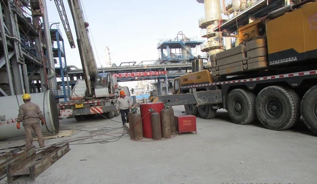 注意安全和注意危险有什么区别?
 
“注意安全！”“注意危险！”——这两句话在工