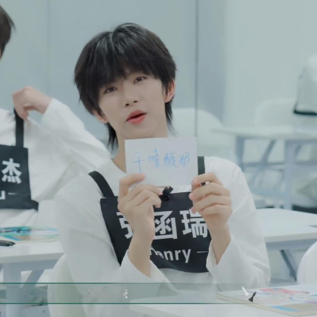 我被网红零食骗by like： 