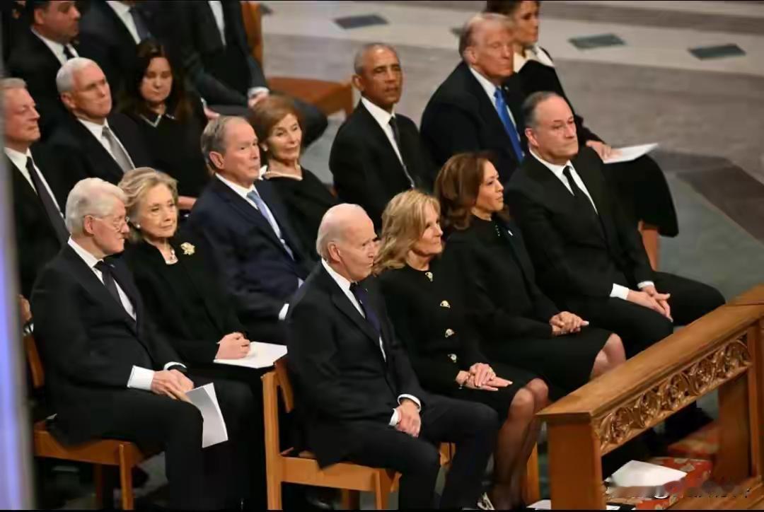 美国从克林顿，小布什，奥巴马，特朗普，拜登这5位总统中，谁是更胜一筹，美两党互相